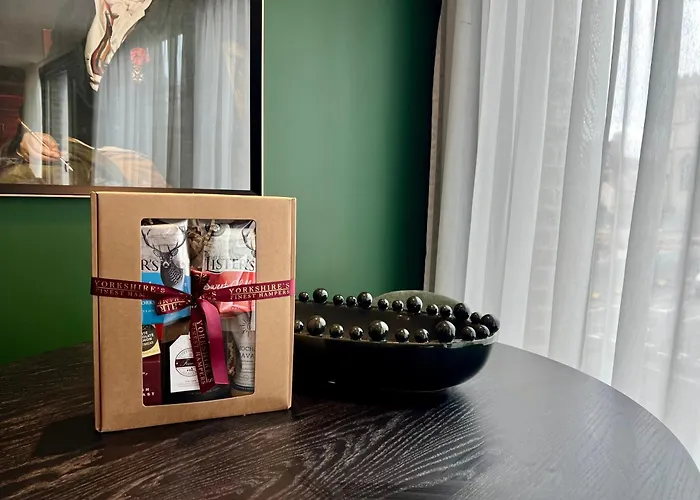 The Midnight Garden Escape At Ryedale House * York